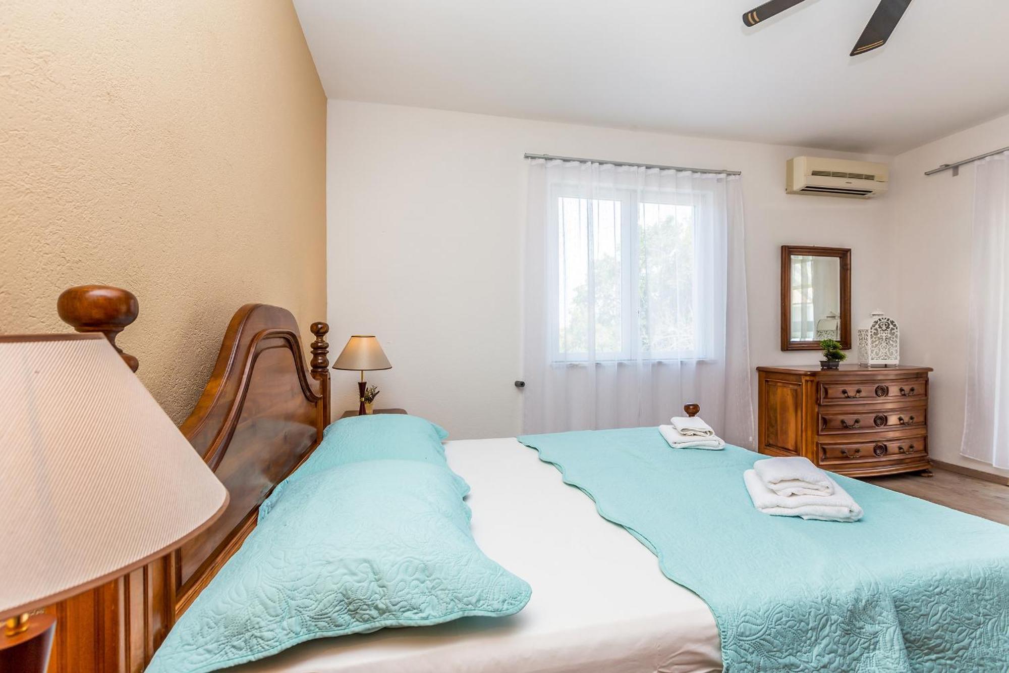 Guest House Antonella Malinska Cameră foto